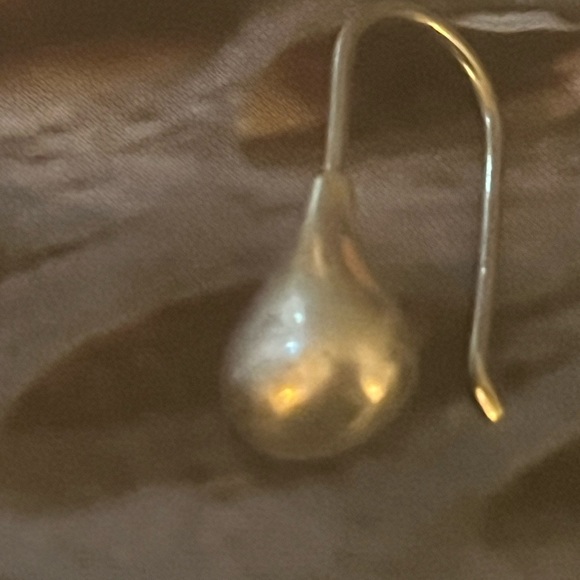 SINGLE EARRING ONLY Silpada Sterling Silver Teardrop Earring - Picture 4 of 5